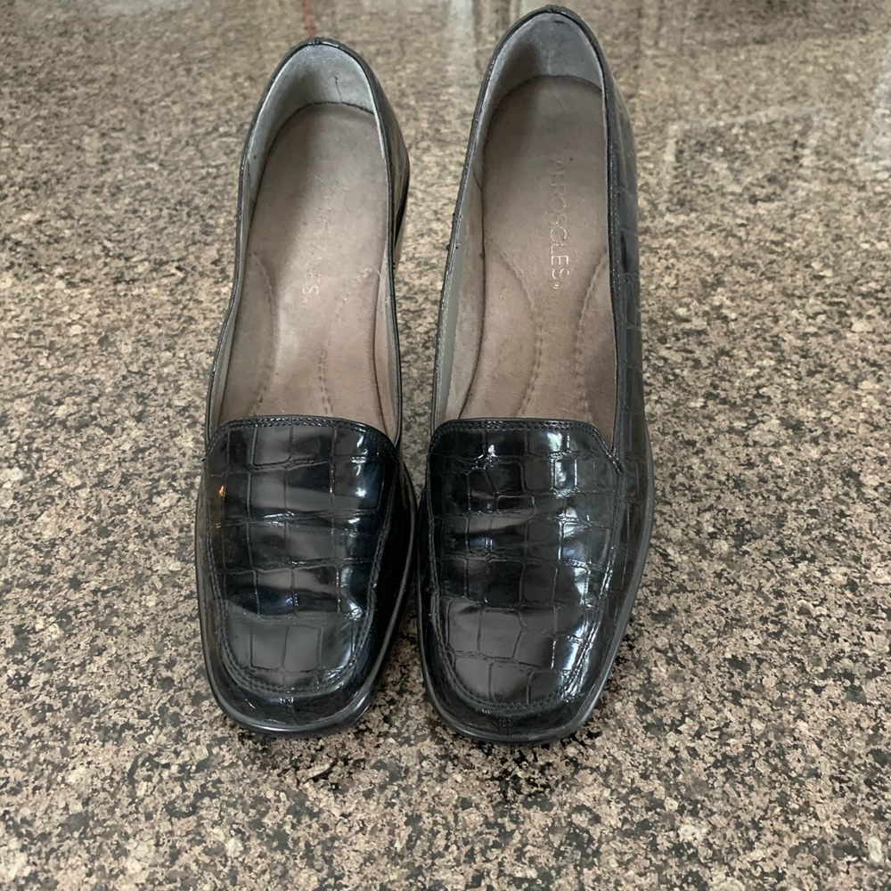 Size 8.5 Aerosols black slip ons slight wedge heel